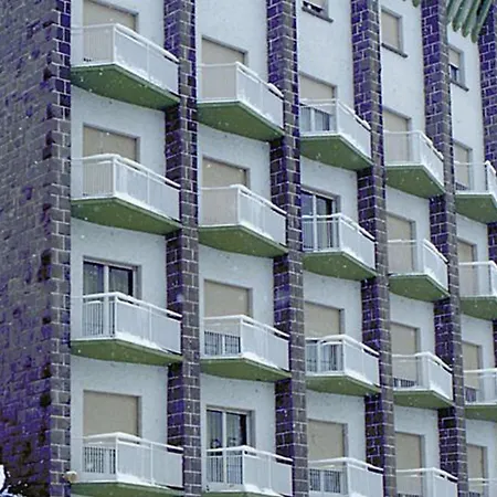 Hotel Gran De Jaca